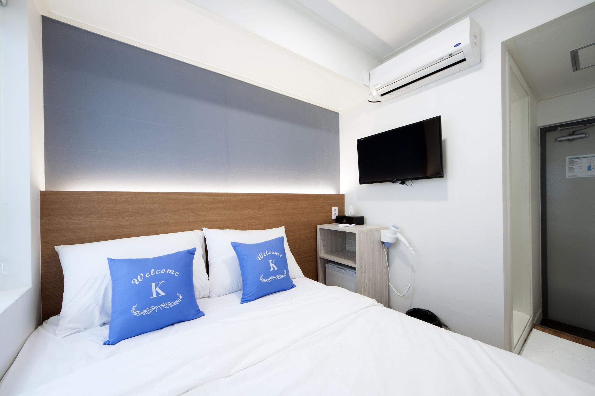 K-Guesthouse Seomyeon 1 بوسان المظهر الخارجي الصورة