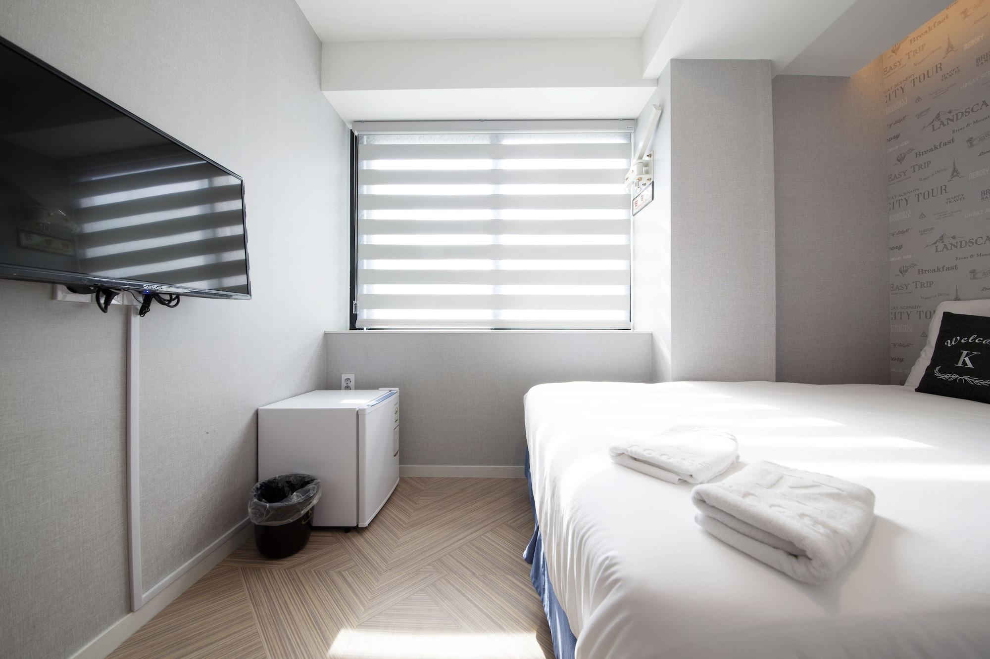 K-Guesthouse Seomyeon 1 بوسان المظهر الخارجي الصورة