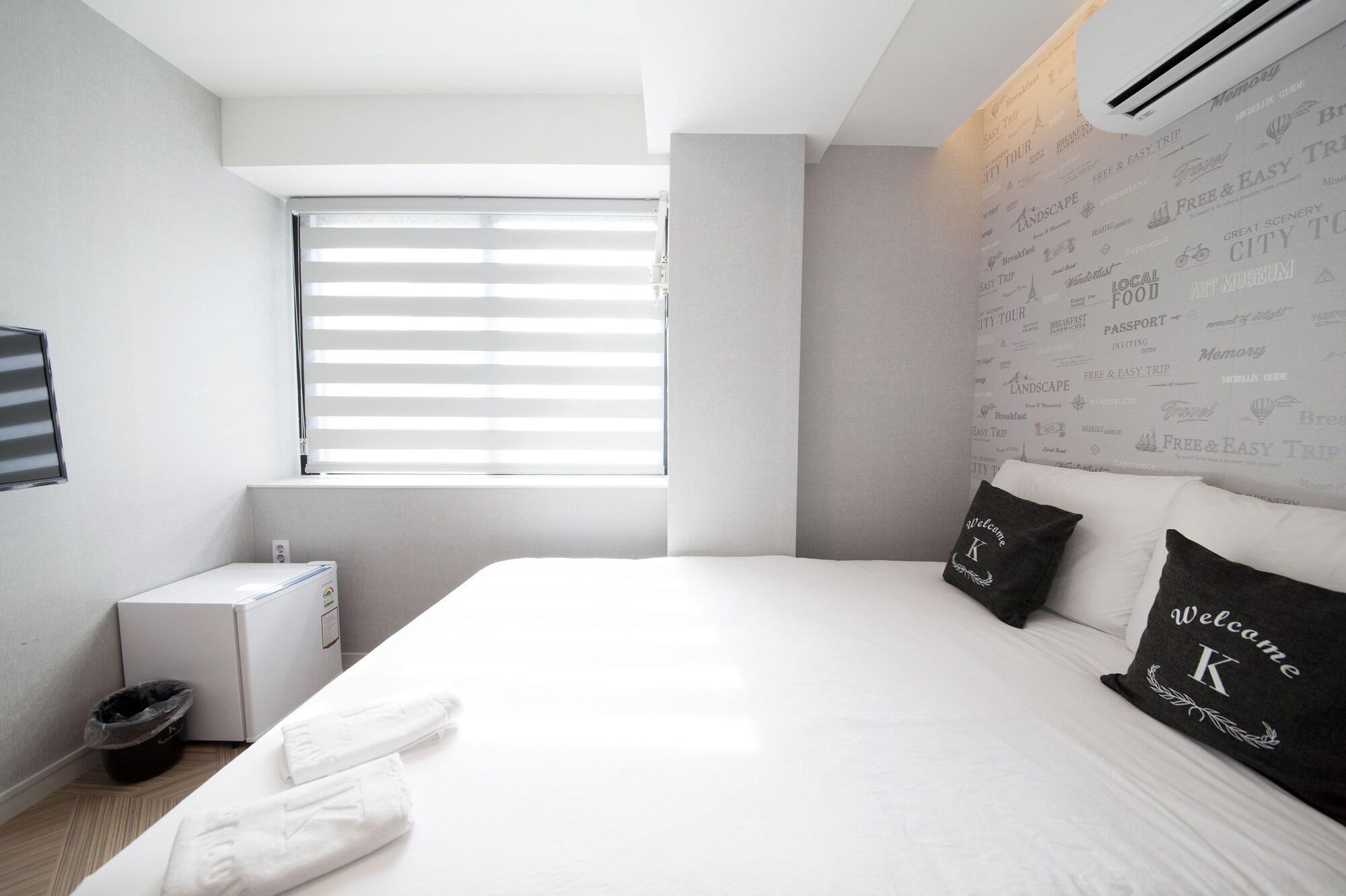 K-Guesthouse Seomyeon 1 بوسان المظهر الخارجي الصورة