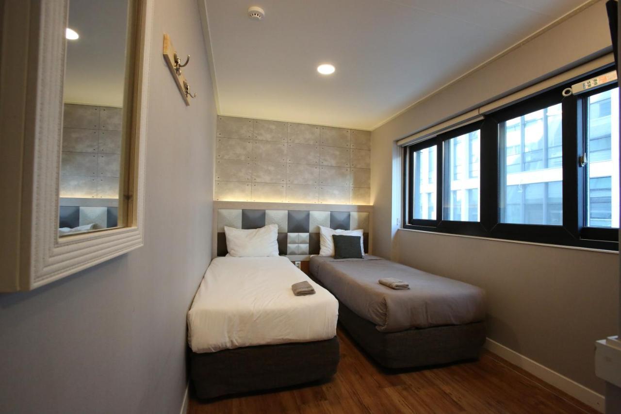 K-Guesthouse Seomyeon 1 بوسان المظهر الخارجي الصورة