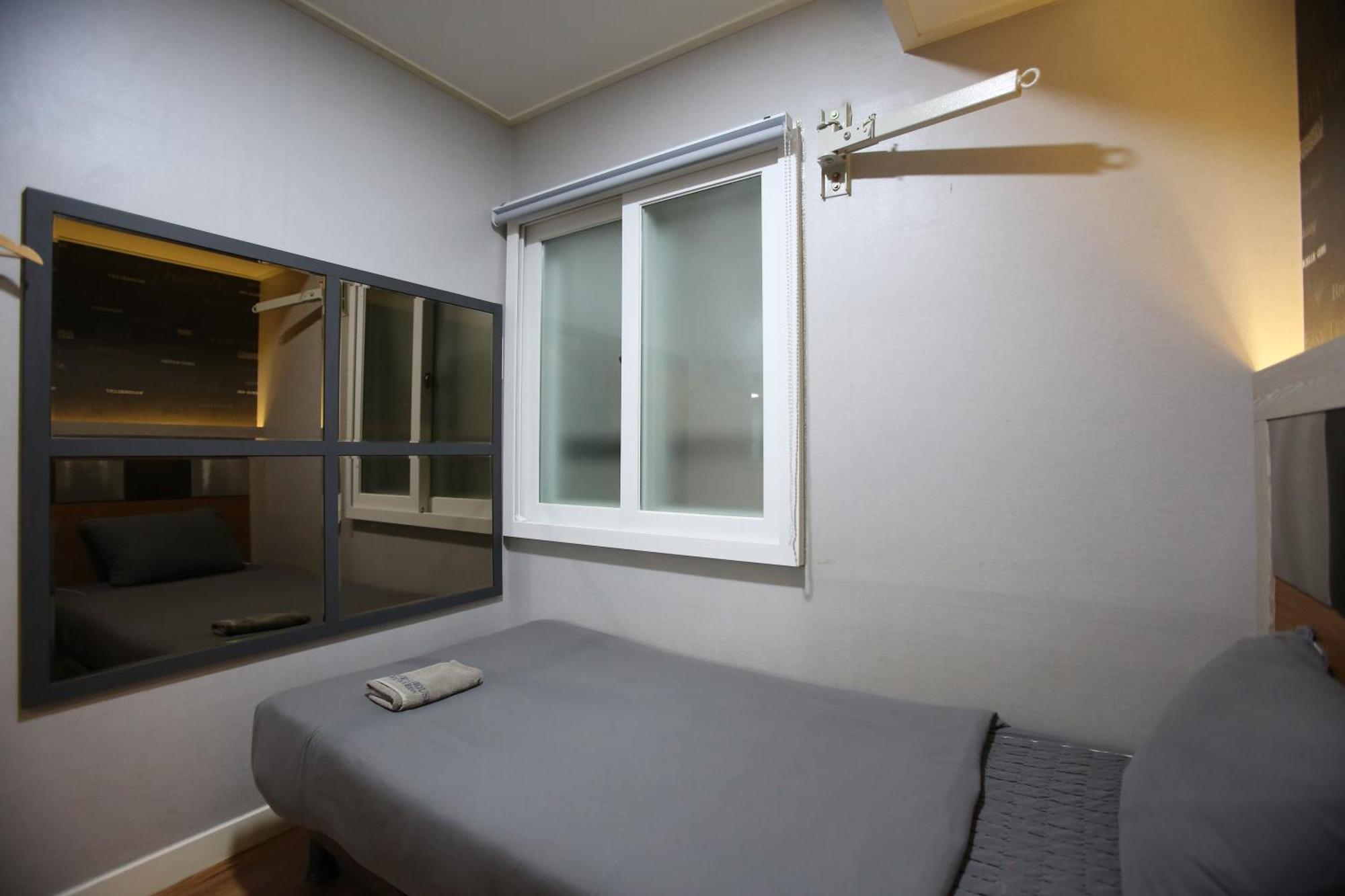K-Guesthouse Seomyeon 1 بوسان المظهر الخارجي الصورة