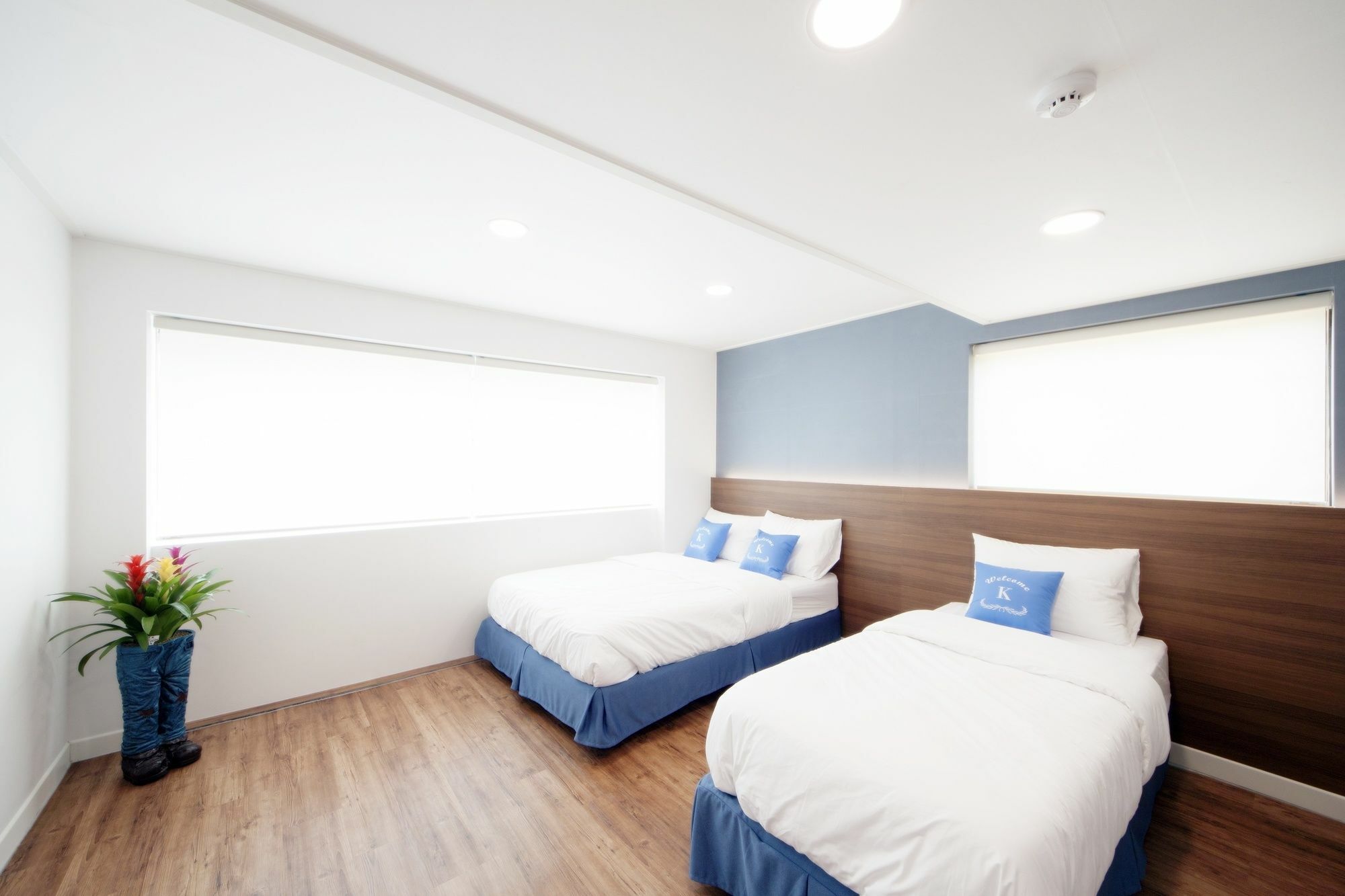 K-Guesthouse Seomyeon 1 بوسان المظهر الخارجي الصورة