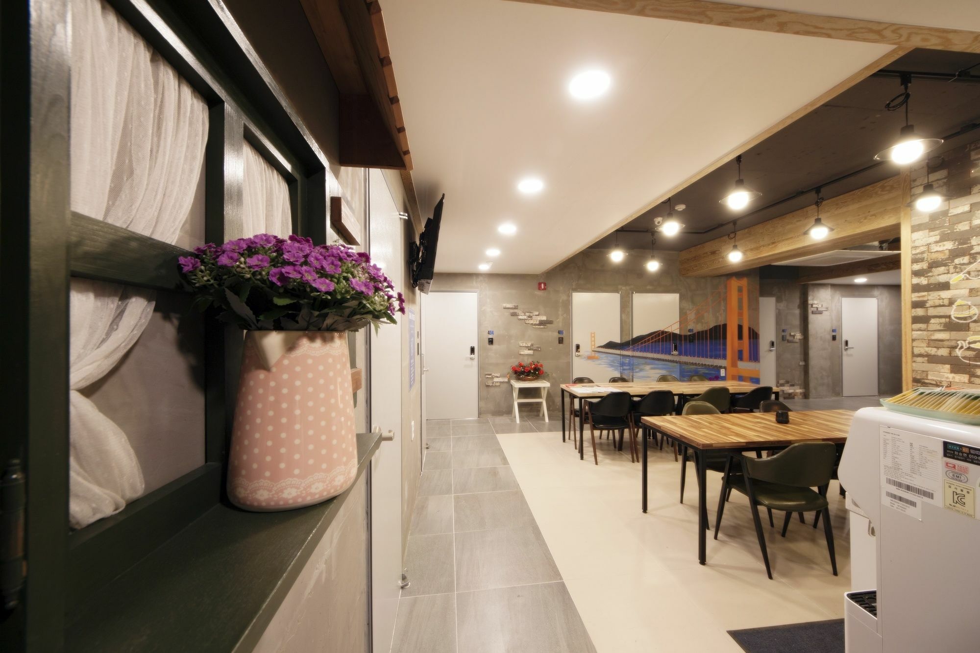 K-Guesthouse Seomyeon 1 بوسان المظهر الخارجي الصورة